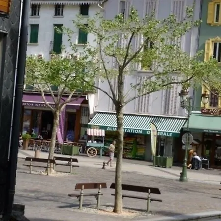 Studio Cabine Proche De Toutes Commodites